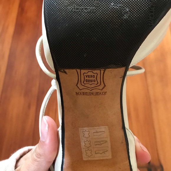 Women soft leather heels . Comfortable and classy - Picture 4 of 4